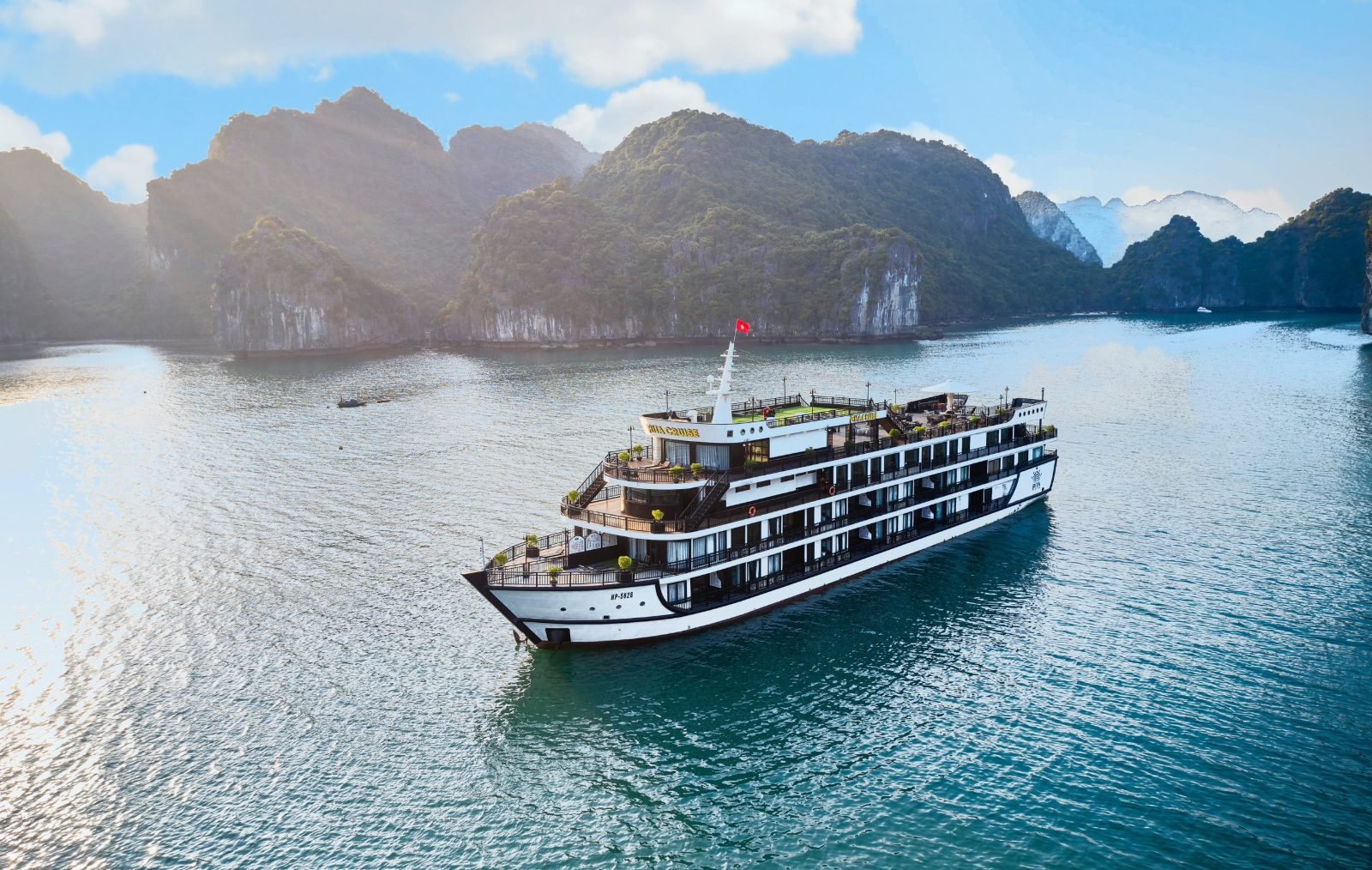 2 Days / 1 Night Cruises