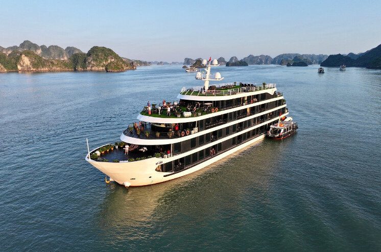2 Days / 1 Night Cruises