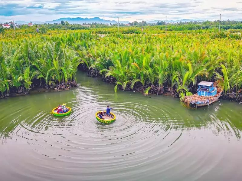 Marble Mountains & Hoi An tour