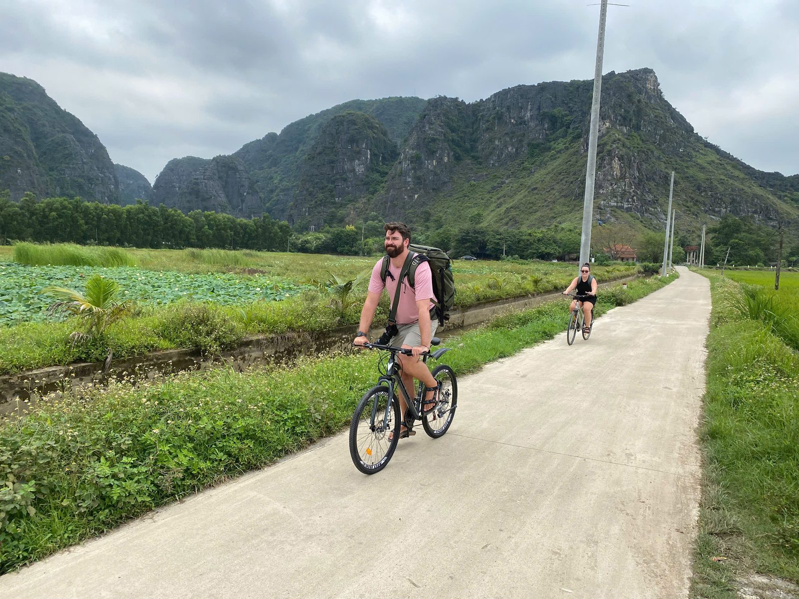 Ninh Binh cycling & hiking tour