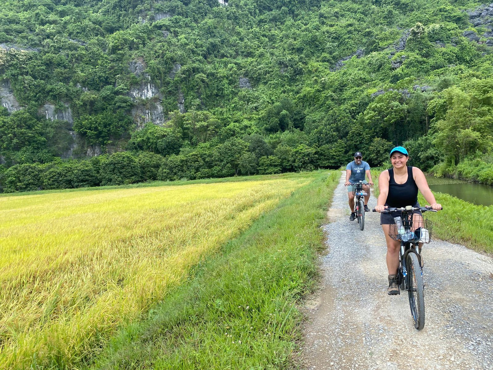 Ninh Binh cycling & hiking tour