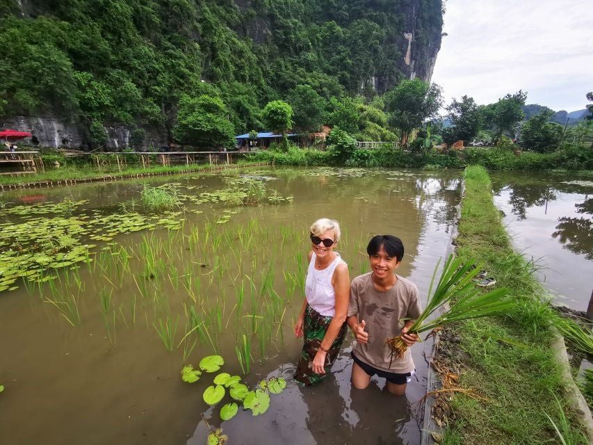 Ninh Binh heritage tour — temples and limestone scenery